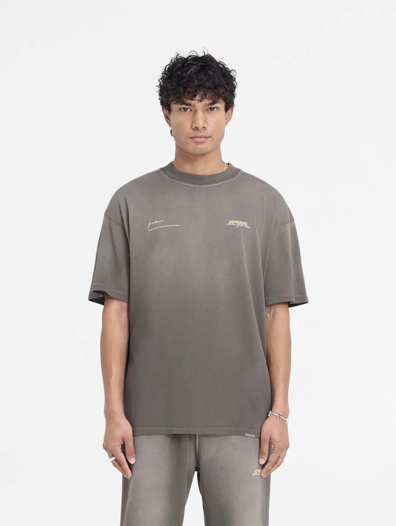 Patron Of The Club T-Shirt – תמונה 3