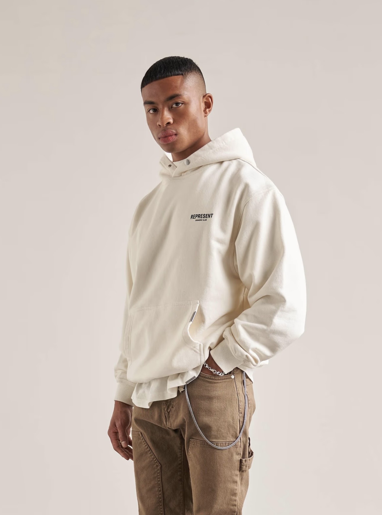 Represent Owners Club Hoodie – תמונה 3